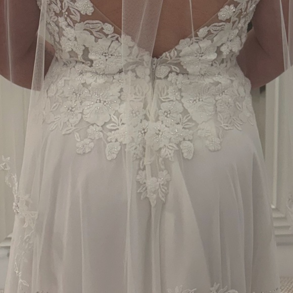 NWT Wedding Dress Rebecca Ingram - Picture 8 of 8